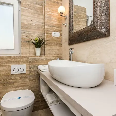 アパート Colours